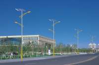 太陽能路燈出現燈光閃爍問題怎么辦?